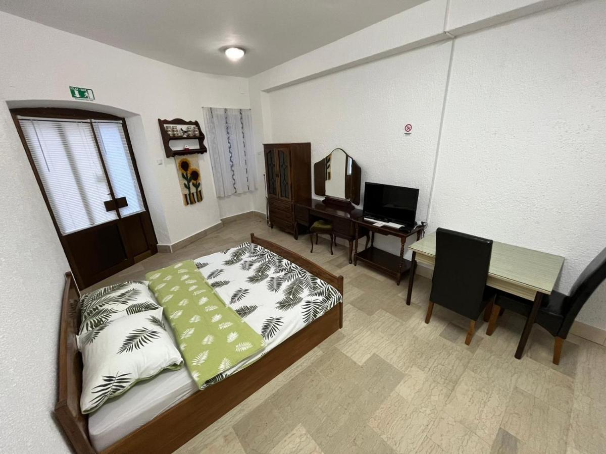 Old Town Apartment Medulin Luaran gambar